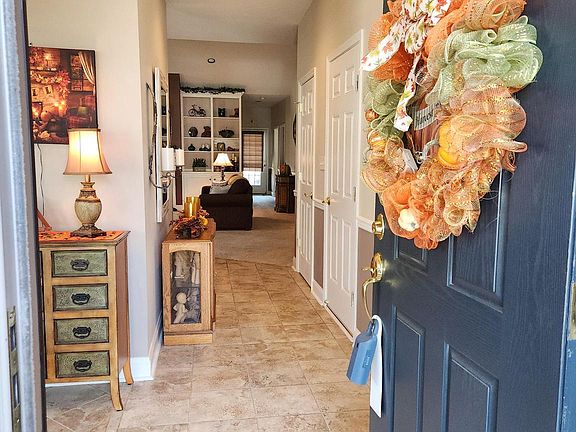 4th image of 1670 Williamsburg Way