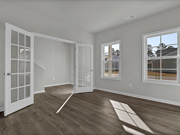 4th image of 2433 Flowery Branch Dr