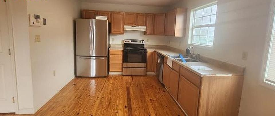 1st image of 4247 Hadlock Rd