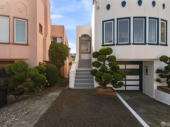 4th image of 149 Capistrano Ave