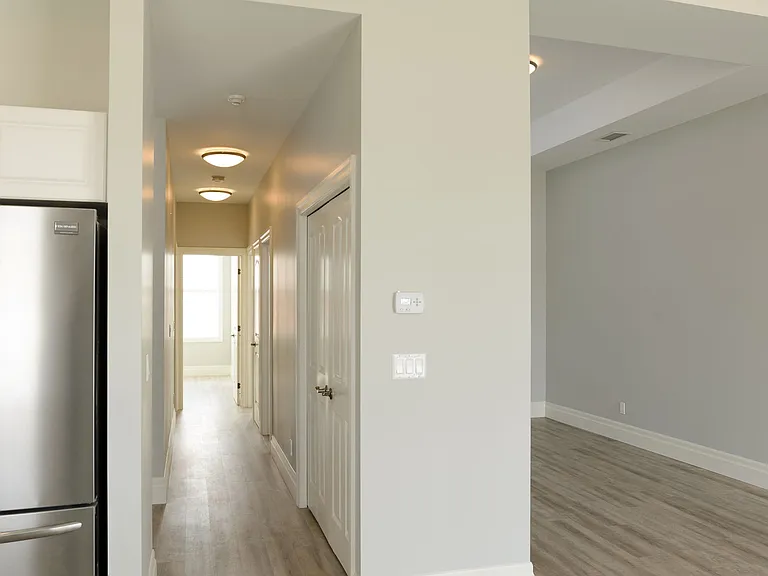 32 Water St N #201 — Photo 8