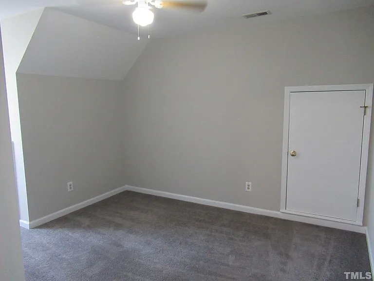 324 Springside Dr — Photo 12