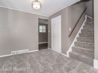4326 W 152nd St, Cleveland, OH 44135