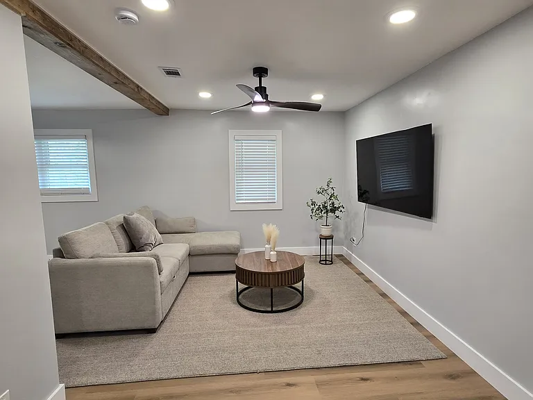 Cedar Dr — Photo 1