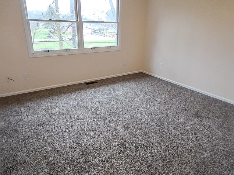 1602 Friendship Rd #H — Photo 12