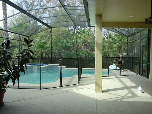 Large lanai, sparkling heated pool/spa