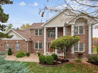 2655 Valley Rd, Chesterfield, MO 63005