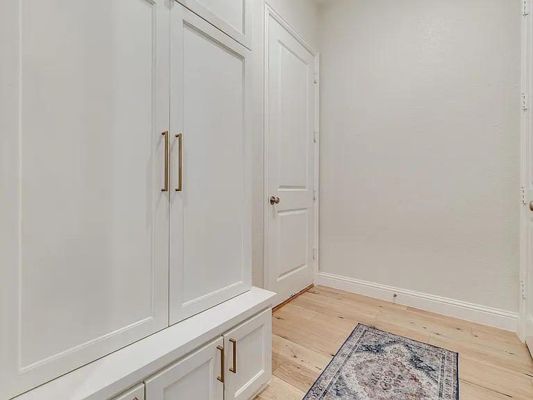 971 Gladewater Dr — Photo 4