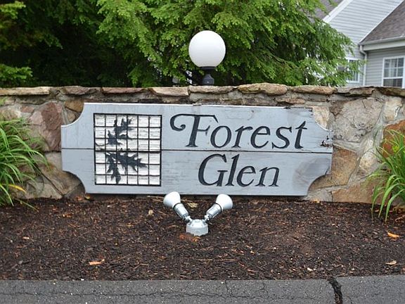 Forest Glen Entrance