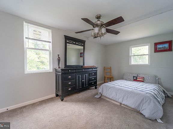 2nd image of 8033 Edgewater Ave