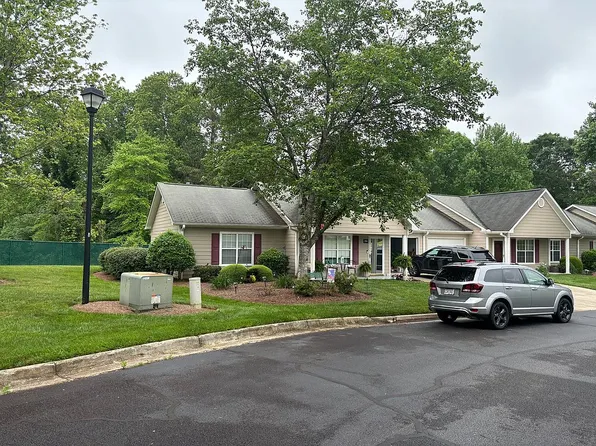 2993 Bentley Park Cir, Gainesville, GA 30504