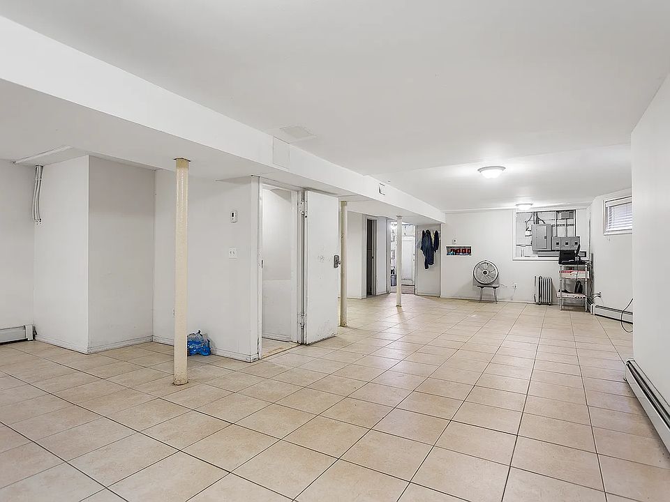 1st image of 3743 Mermaid Ave