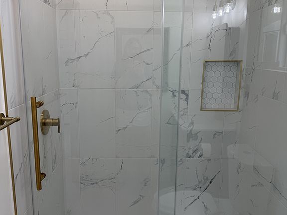 4th image of 29320 Adams St #1