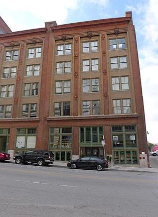 5th image of 706 Broadway Blvd APT 205