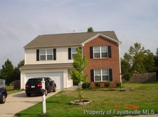 203 Palace Green Ln, Sanford, NC 27330