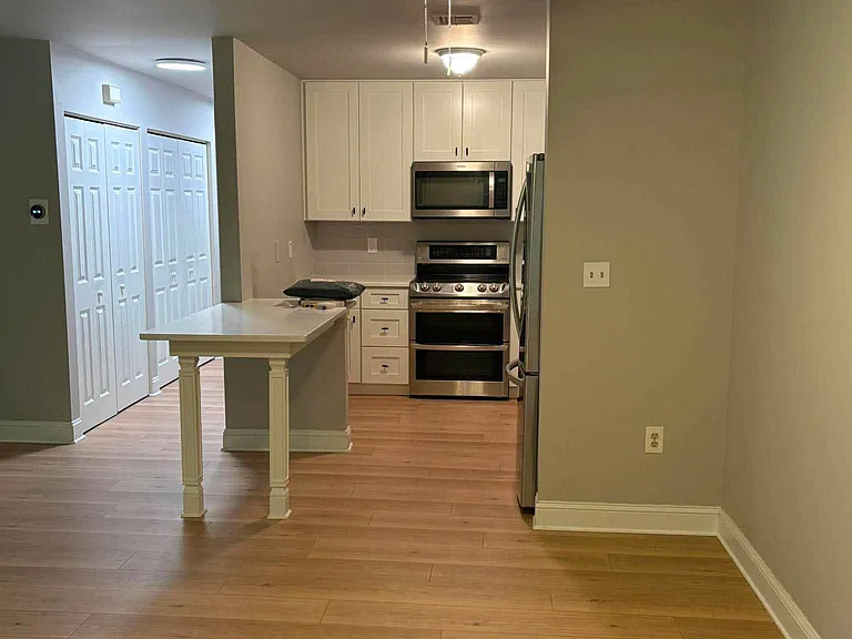 903 Horseshoe Dr — Photo 3