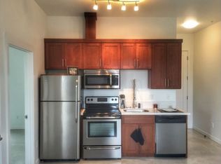 Apply the same day you view and receive 1st month free rent!, Portland, OR 97217
