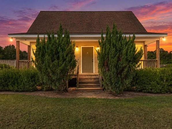 372 Cedar Point Rd, Heathsville, VA 22473
