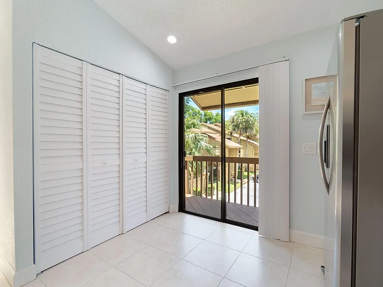 13095 Belhaven Ct #11 — Photo 8