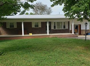 229 County House Rd, Sparta, TN 38583