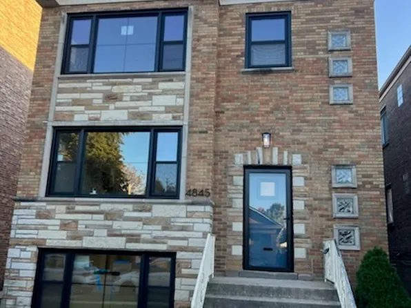4845 W Roscoe St, Chicago, IL 60641