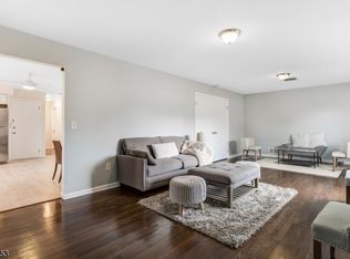 45 Mechanic St, Millburn, NJ 07041