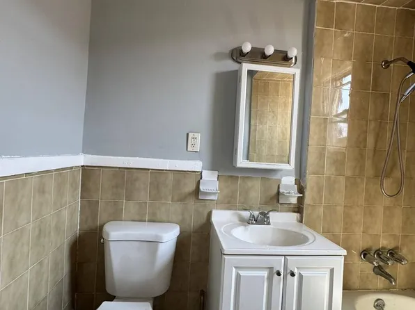 372 S 20th St #6, Newark, NJ 07103