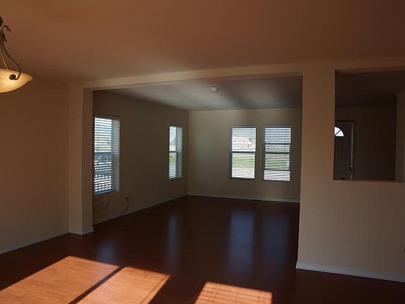 4th image of 506 10th St