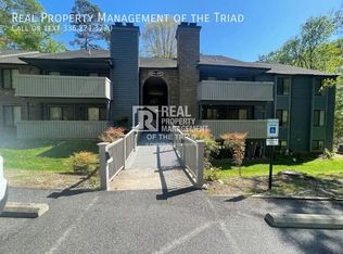 2937 Oaktop Cir, Greensboro, NC 27410