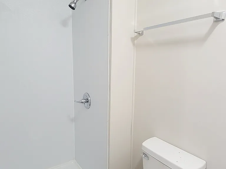400 Walnut St #A — Photo 17