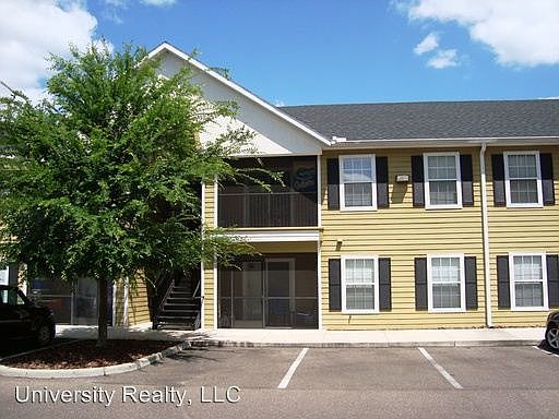 1st image of 4215 SW 31st Dr Unit 202