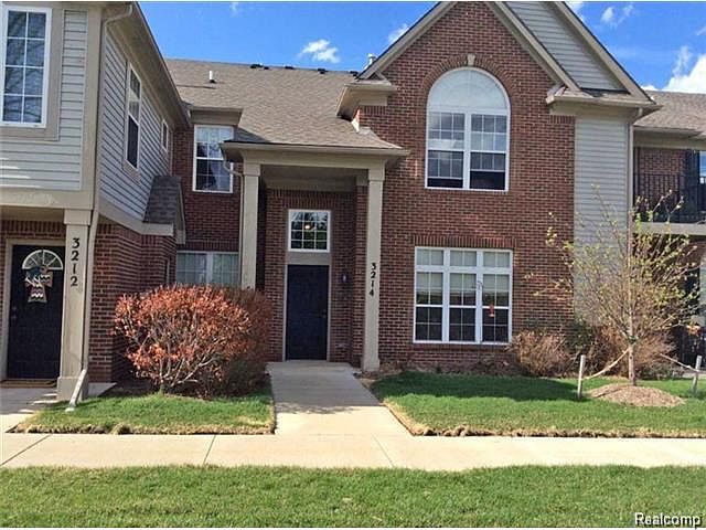 1st image of 3350 Primrose Ln #83