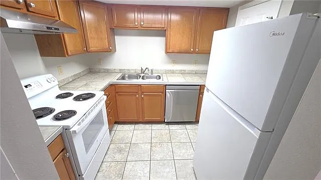 223 Melvyn Dr #A — Photo 5