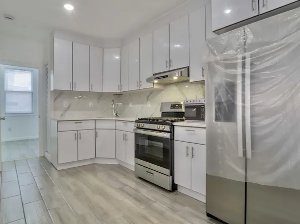 18 Wallis Avenue image 16 of 27