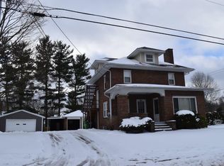 246 Bachtel St SW, North Canton, OH 44720