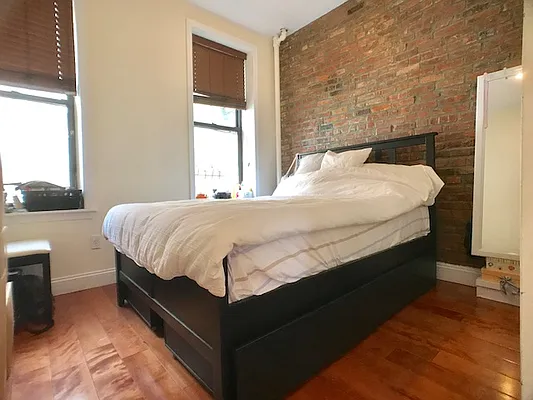 Rented by Corcoran | media 18