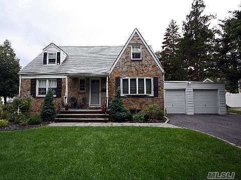 1st image of 209 Renison Dr