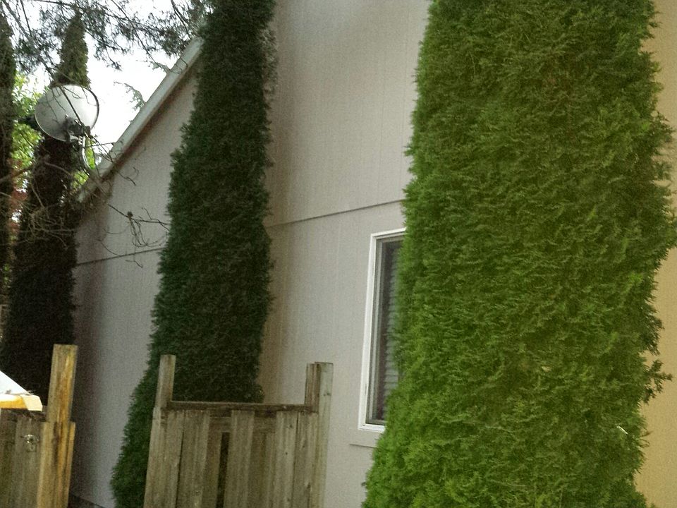 1st image of 5609 SE Lexington Dr