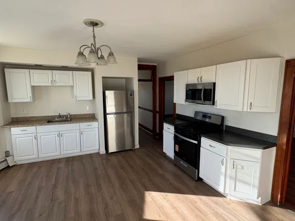 114 Smith St APT 3, New Britain, CT 06053