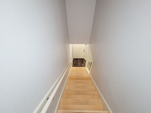 5th image of 2628 North Blvd #5