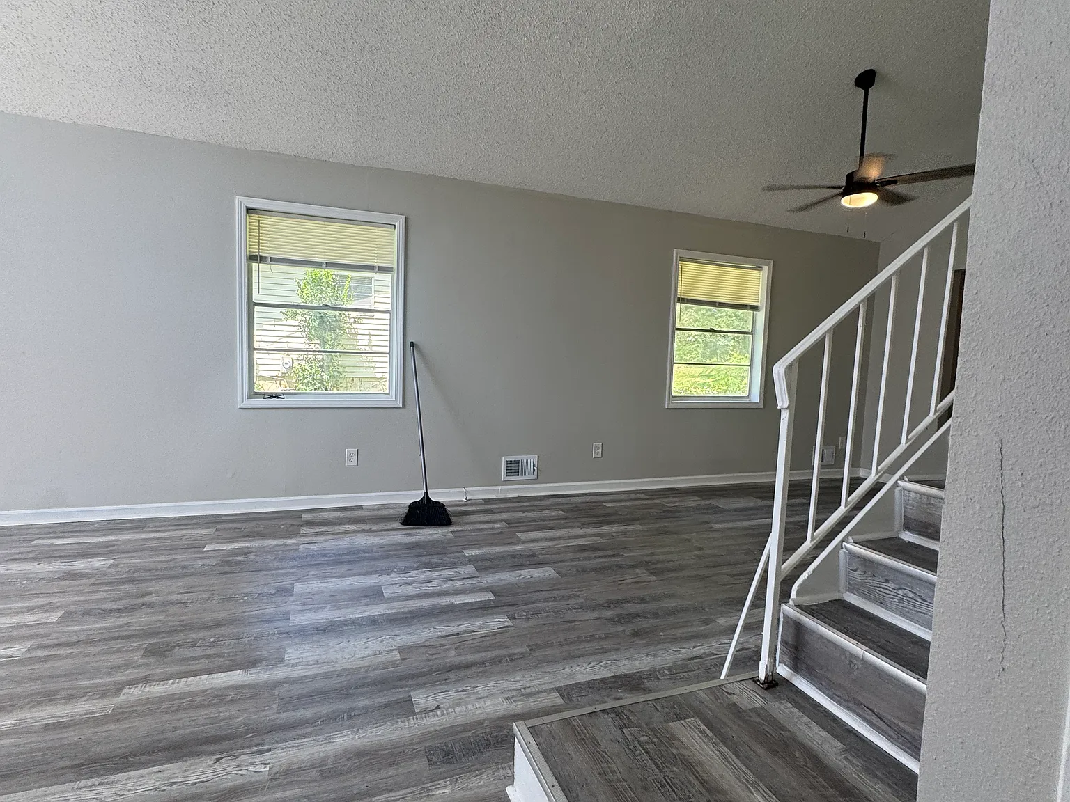 3 bed, 1778 sqft, $1,875 — Photo 3