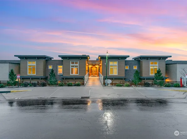 71 Pine Street #201, Edmonds, WA 98020