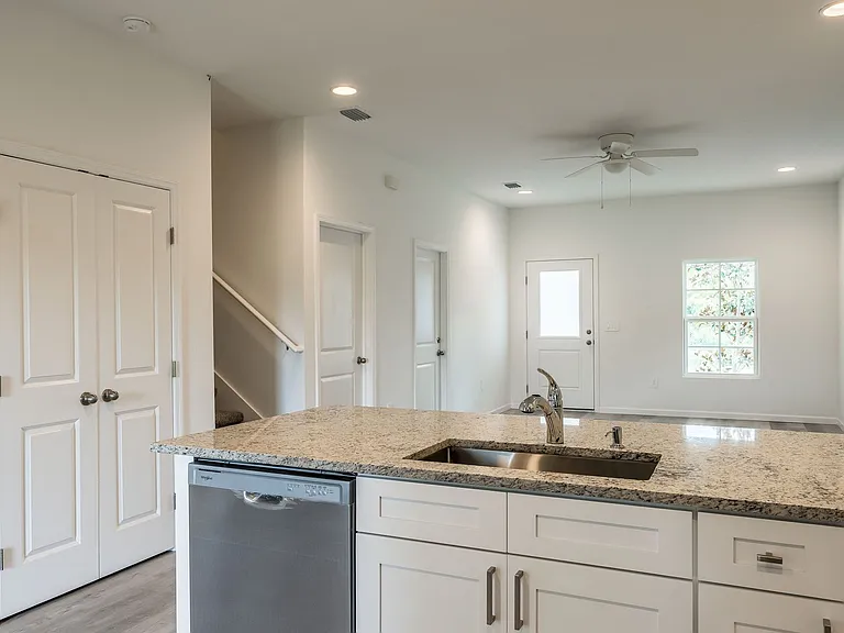 5347 Vista Lago Dr — Photo 9