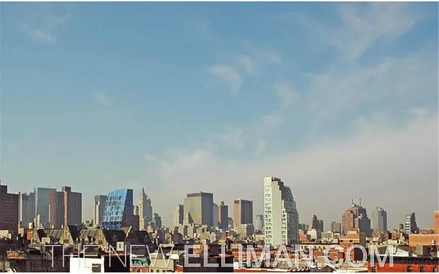 Sold by Douglas Elliman | media 22