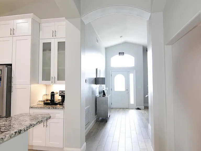 1734 Bobtail Dr — Photo 3