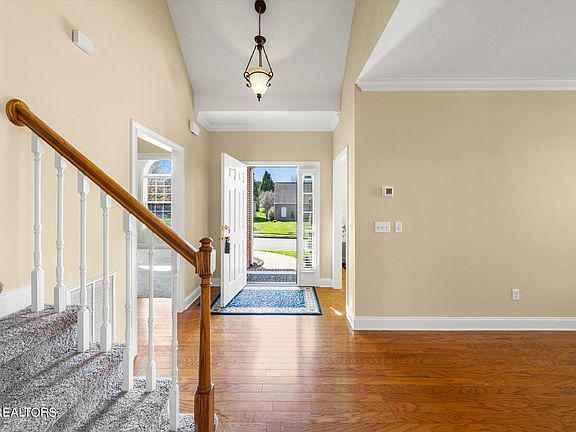 3rd image of 1524 Lewisbrooke Ln