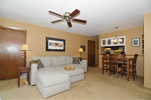 1453 S Carriage Ln Photo 1