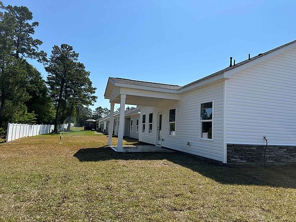 4th image of 2499 Campton Loop
