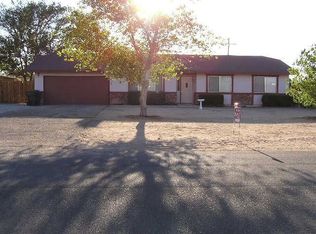 12754 Lakota Rd, Apple Valley, CA 92308