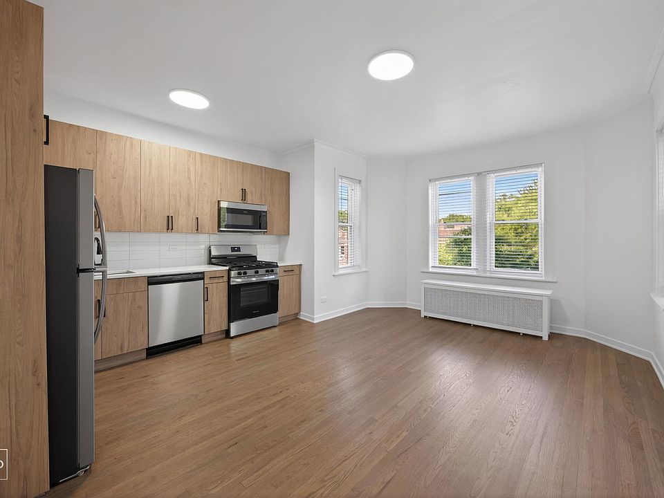1st image of 6511 N Leavitt St #1